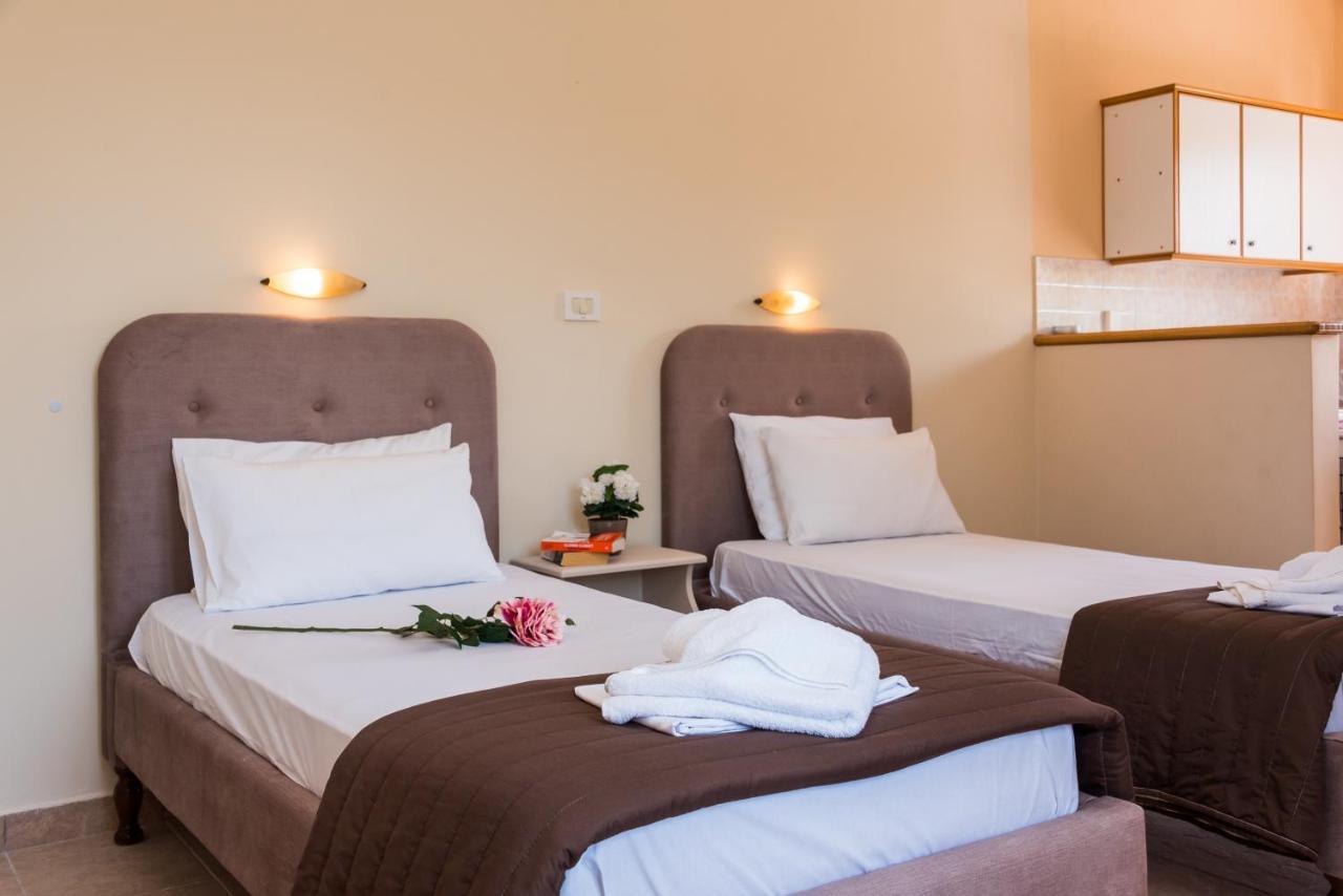 Sole E Mare Family Apartments チィリヴィ エクステリア 写真
