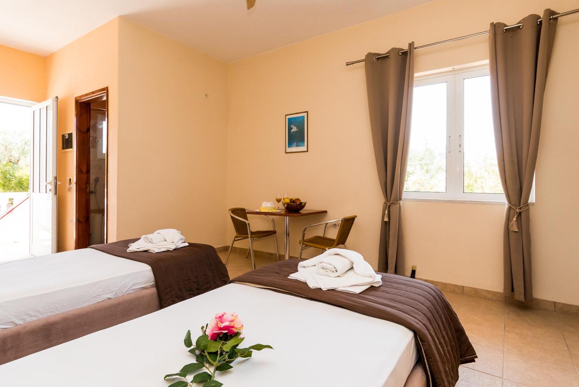 Sole E Mare Family Apartments チィリヴィ エクステリア 写真