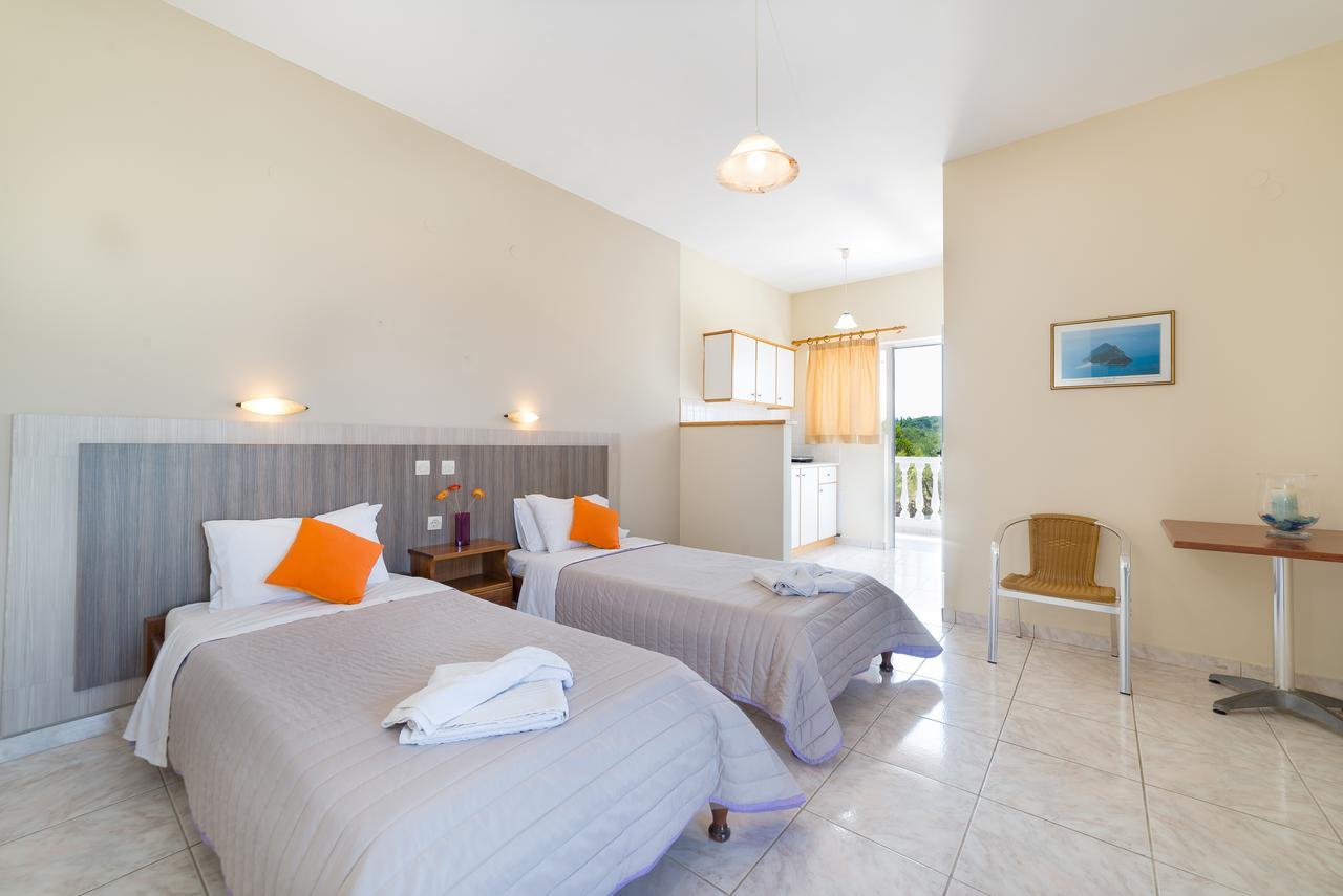 Sole E Mare Family Apartments チィリヴィ エクステリア 写真