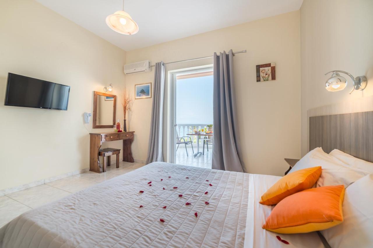 Sole E Mare Family Apartments チィリヴィ エクステリア 写真